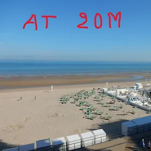 Studio Center Of W/parking & South Terrace , Ostende Belgien